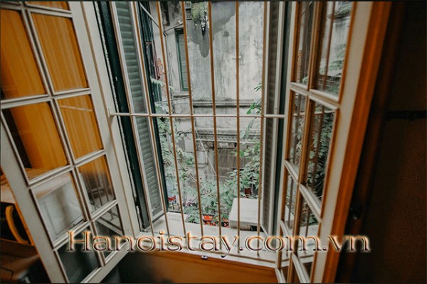 Very Bright Apartment Rental in Le Duan str, Hoan Kiem 4