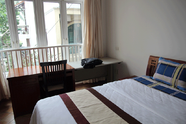 Very Bright Apartment Rental in Xuan Dieu str, Tay Ho 4