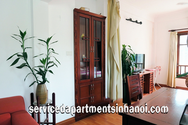 Very Bright Apartment Rental near Truc Bach Lake, Ba Dinh 2
