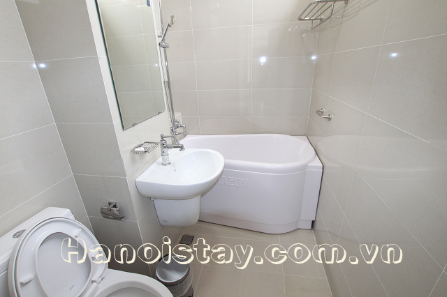 Very Bright One Bedroom Apartment Rental in Lieu Giai street, Ba dinh 5