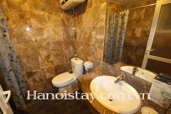 Very Bright Serviced Apartment rental near Thong Nhat Park, Hai Ba Trung 5