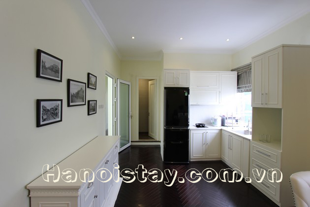 Very Modern Two Bedroom Apartment for rent in Giang Vo street, Dong Da 4