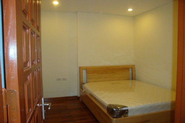Very Modern Two Bedroom Apartment Rental Near Lang ha street, Dong Da 4