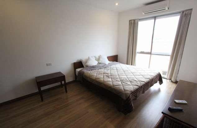 Very Nice and Bright Two Bedroom Apartment Rental in Dang Thai Mai street, Tay Ho 12