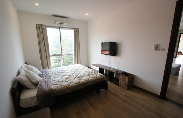 Very Nice and Bright Two Bedroom Apartment Rental in Dang Thai Mai street, Tay Ho 6