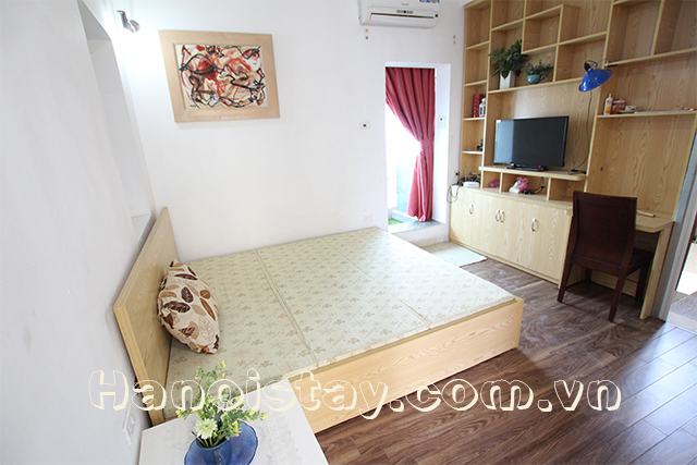 Very Nice Apartment Rental in Dong Da district, Lovely Balcony 10