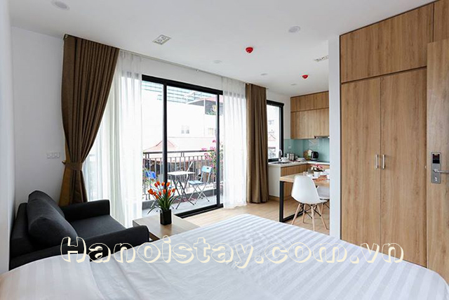 Very Nice Serviced Apartment Rental in Hoang Quoc Viet street, Hanoi 17