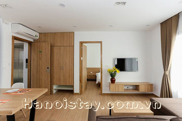 Very Nice Serviced Apartment Rental in Hoang Quoc Viet street, Hanoi 4