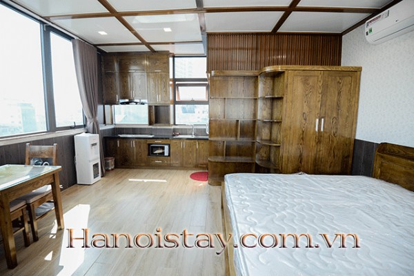 WEll FURNISHED APARTMENT in CAU GIAY District -