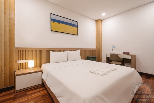 Well Furnished & Delicate Apartmnent for rent in Kim Ma str, Ba dinh 4