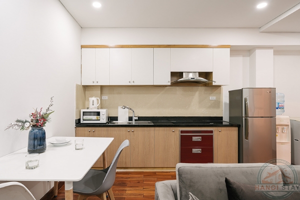 Well Furnished & Delicate Apartmnent for rent in Kim Ma str, Ba dinh 12