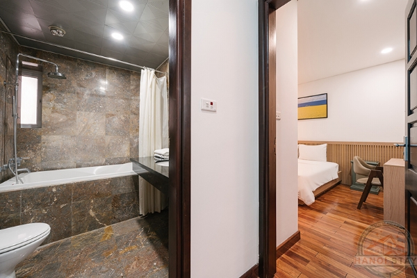 Well Furnished & Delicate Apartmnent for rent in Kim Ma str, Ba dinh 13