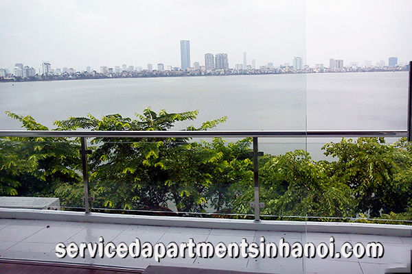 West lake view apartment for rent in Hanoi 3