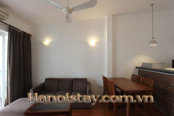 West lake view apartment for rent near Intercontinental hotel, Tay Ho 3