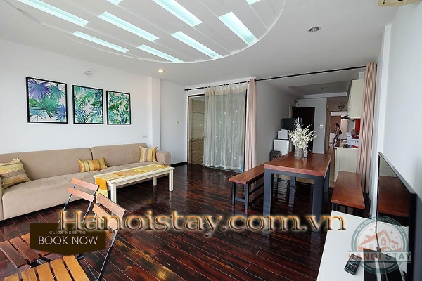 West Lake View & Big Balcony 02 bedroom Apartment Rental in Nhat Chieu street, Tay Ho 3