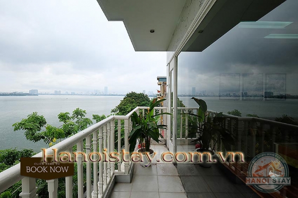 West Lake View & Big Balcony 02 bedroom Apartment Rental in Nhat Chieu street, Tay Ho 5