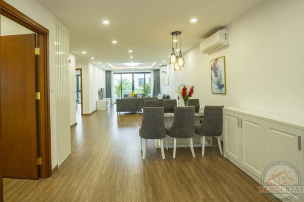 West Lake View Marvelous 03 BR Apartment Rental in Xuan Dieu street, Tay Ho 2