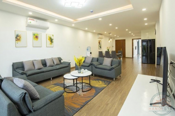 West Lake View Marvelous 03 BR Apartment Rental in Xuan Dieu street, Tay Ho 4