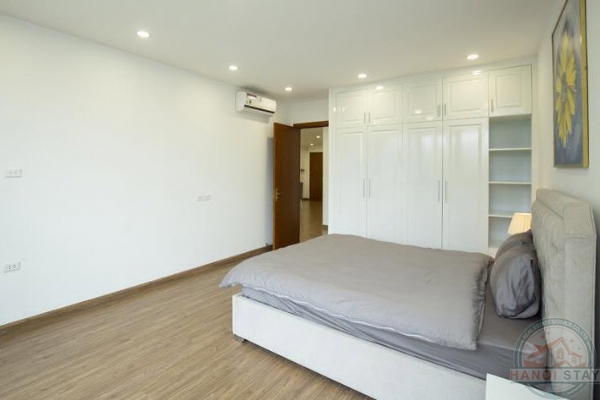 West Lake View Marvelous 03 BR Apartment Rental in Xuan Dieu street, Tay Ho 15