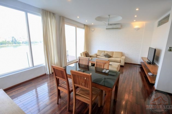 West Lake View: Reasonably Priced 02 Bedroom Apartment for rent in Quang An Str, Tay Ho 5
