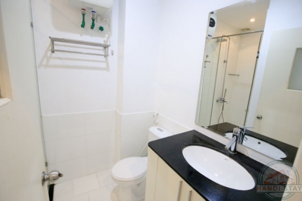West Lake View: Reasonably Priced 02 Bedroom Apartment for rent in Quang An Str, Tay Ho 7
