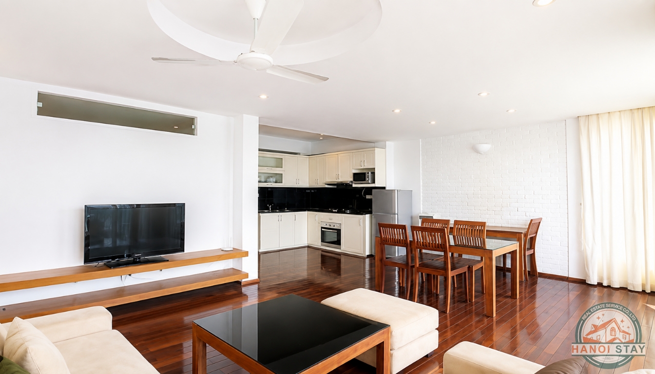 West Lake View: Reasonably Priced 02 Bedroom Apartment for rent Near Quang An Area, Tay Ho 1
