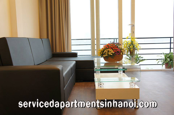 West lake view two bedroom apartment in Nhat Chieu street, Tay Ho 3