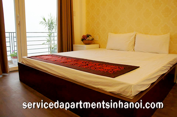 West lake view two bedroom apartment in Nhat Chieu street, Tay Ho 5