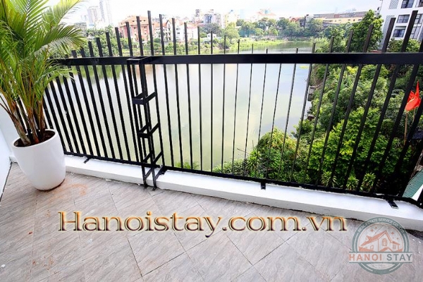 *Wow! Beautiful Lakefront Spacious & delightful 03 BR Apartment Rental in Tay Ho District, Hanoi* 19