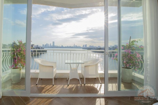 Wow! Breathtaking Lake View 4 BR Apartment for rent in Xuan Dieu Area, Tay Ho 1