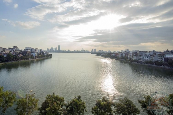 Wow! Breathtaking Lake View 4 BR Apartment for rent in Xuan Dieu Area, Tay Ho 3