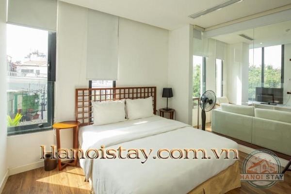 *Wow! Lake View Serviced Apartment Rental in Ho Ba Mau Area, Modern Amenities* 11