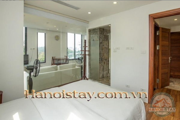 *Wow! Lake View Serviced Apartment Rental in Ho Ba Mau Area, Modern Amenities* 12