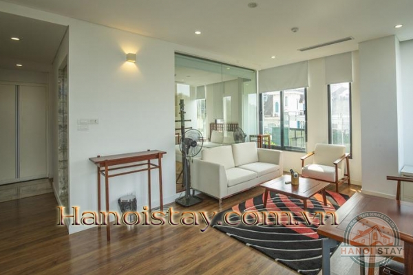 *Wow! Lake View Serviced Apartment Rental in Ho Ba Mau Area, Modern Amenities* 7