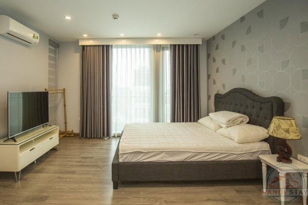 Wow! Remarkable Duplex Apartment for rent in Tay Ho: 2 Big Bed, Spacious & Bright sunlight 24