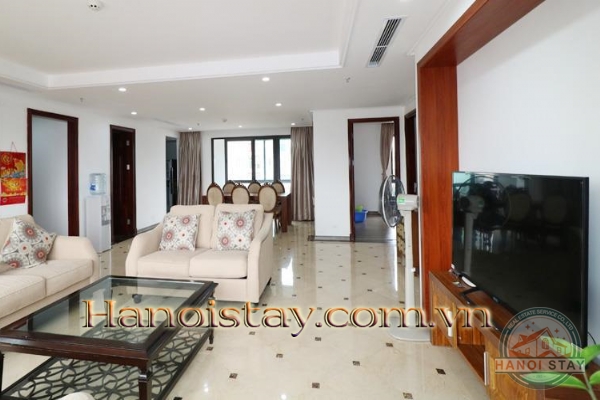 *Your Own Private Gorgeous 4 Bedroom Apartment Rental near Truc Bach Area* 2