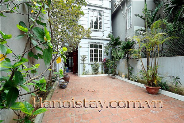 ★ Standard 5 Bedroom House Rental in Tay ho★ ★ ★Center of Hanoi★ 4