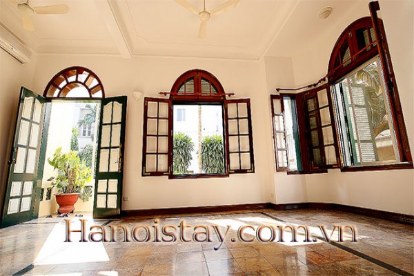 ★Tay Ho Villa For Rent★-★Five Bedroom Apartment with Terrace★ 11