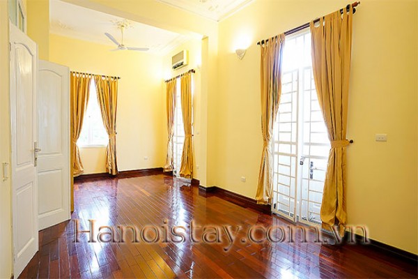 ❤ To Ngoc Van Villa For Rent, Tay Ho - Five Bedrooms with Open View ❤ 19